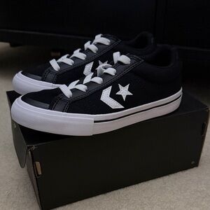BRAND NEW IN BOX Converse Kids' Black and White Star Sneakers- size 13 youth